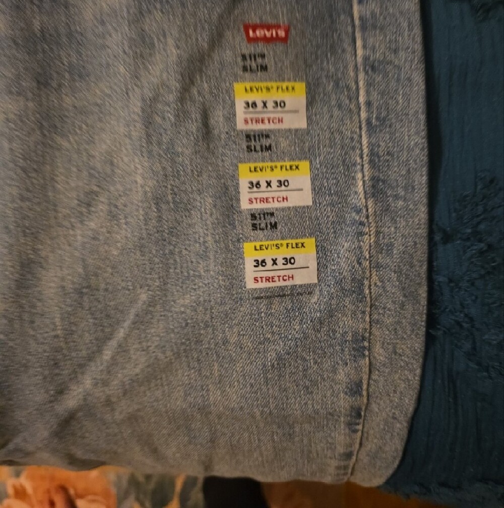 Levi's Light Blue Denim Jeans with 511 Slim 36 Waist, 30 Inseam - Picture 7 of 7